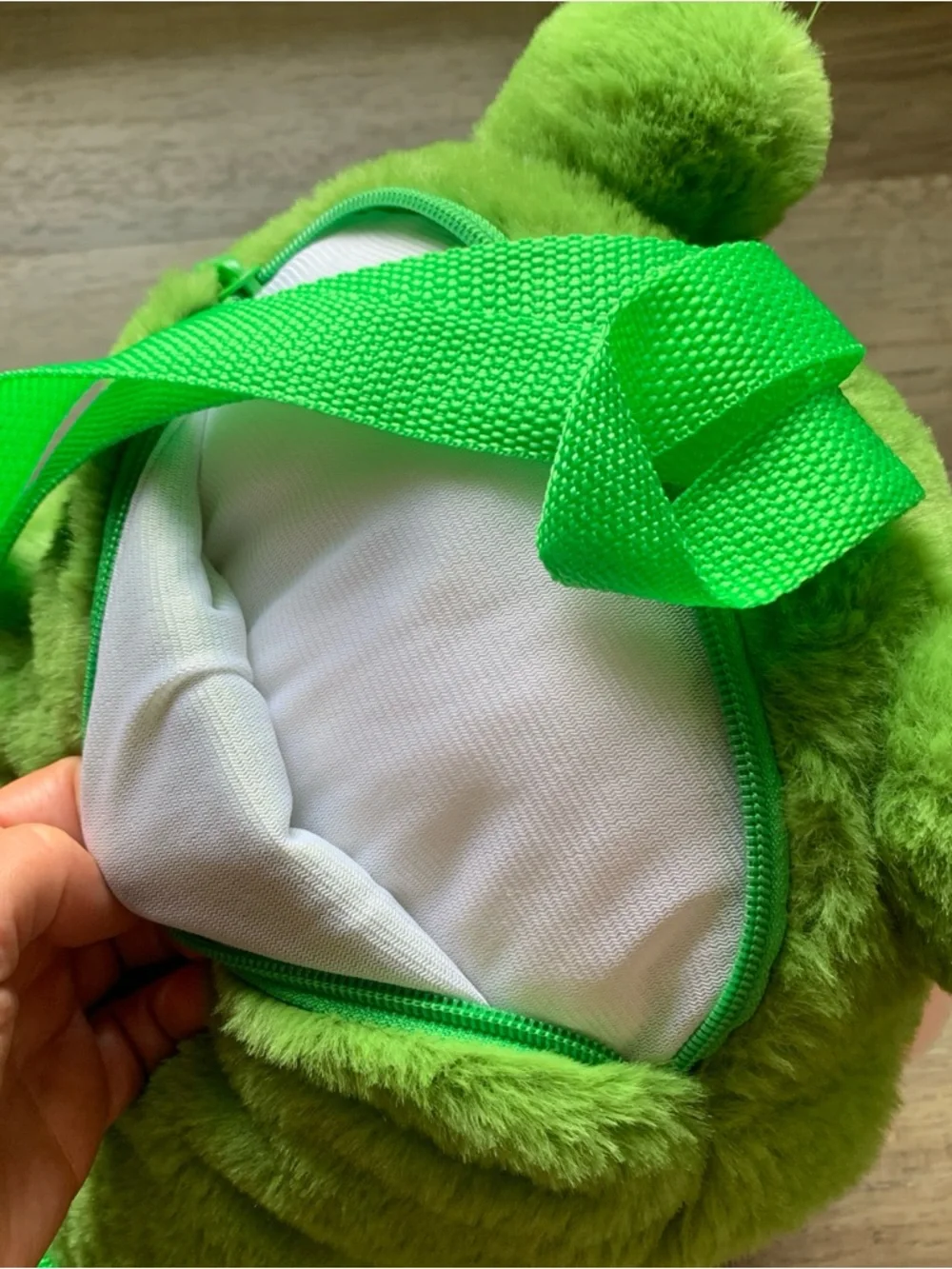 14 inch Frog Backpack with Adjustable Canvas Straps